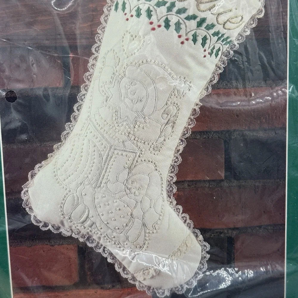 Bucilla Toyland Candlewicking White Christmas Stocking Kit 32253 Muslin Vintage